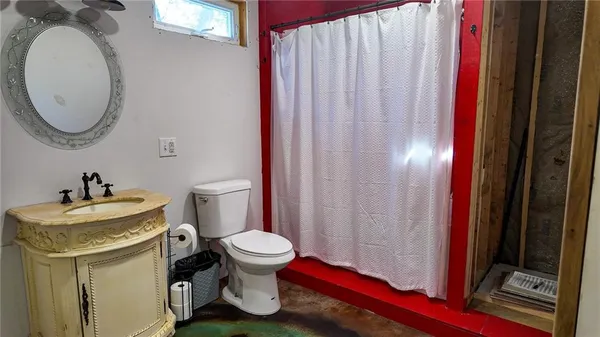 $410,000 | 5125 Southeast 601st Road, Collins, MO 64738