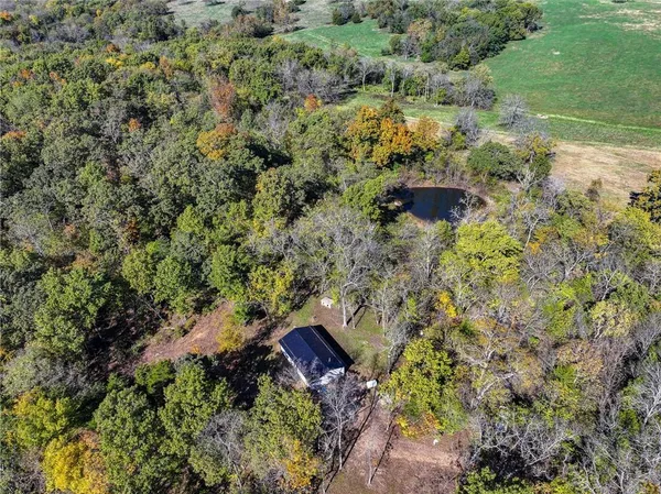 $410,000 | 5125 Southeast 601st Road, Collins, MO 64738