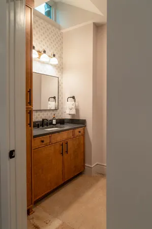 $3,600 | 612 West 8th Avenue, Tallahassee, FL 32303