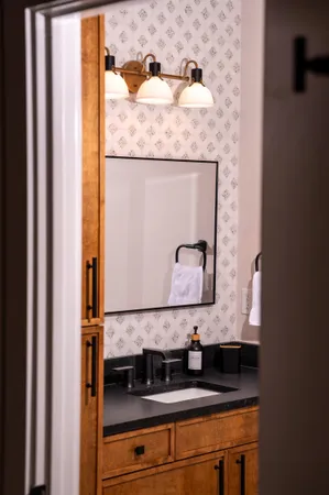 $3,600 | 612 West 8th Avenue, Tallahassee, FL 32303