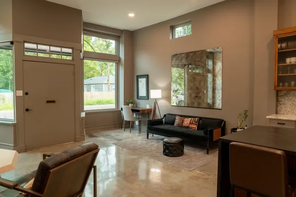 $3,600 | 612 West 8th Avenue, Tallahassee, FL 32303