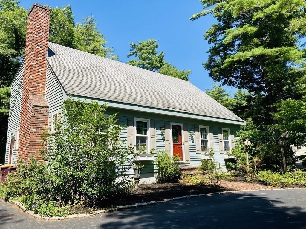 93 Peckham Road Acushnet, MA 02743 - Photo 1 of 26 Gallery Image 1