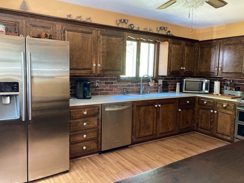 93 Peckham Road Acushnet, MA 02743 - Photo 11 of 26 Gallery Image 11