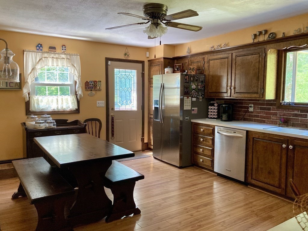 93 Peckham Road Acushnet, MA 02743 - Photo 12 of 26 Gallery Image 12