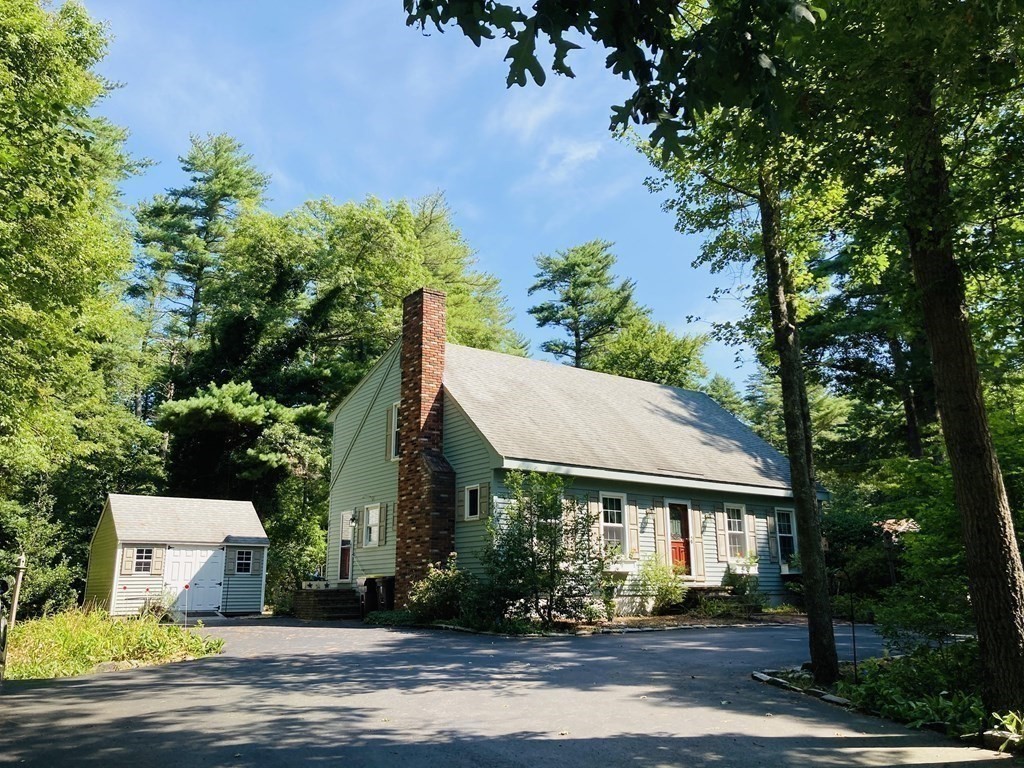 93 Peckham Road Acushnet, MA 02743 - Photo 3 of 26 Gallery Image 3