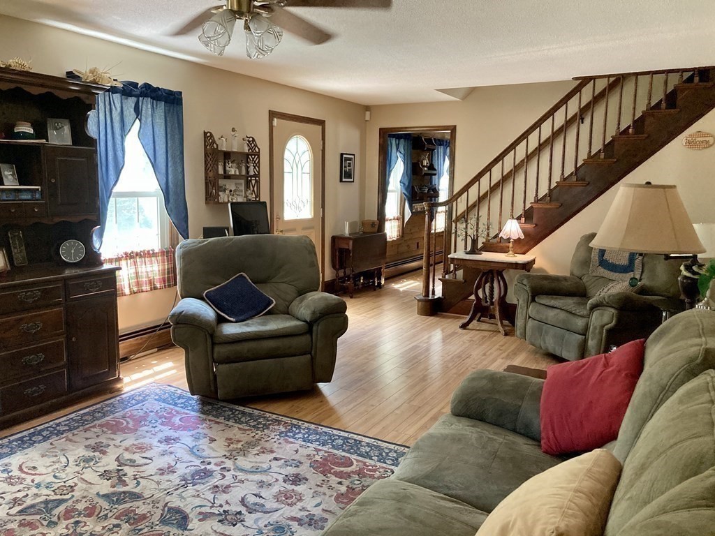 93 Peckham Road Acushnet, MA 02743 - Photo 8 of 26 Gallery Image 8