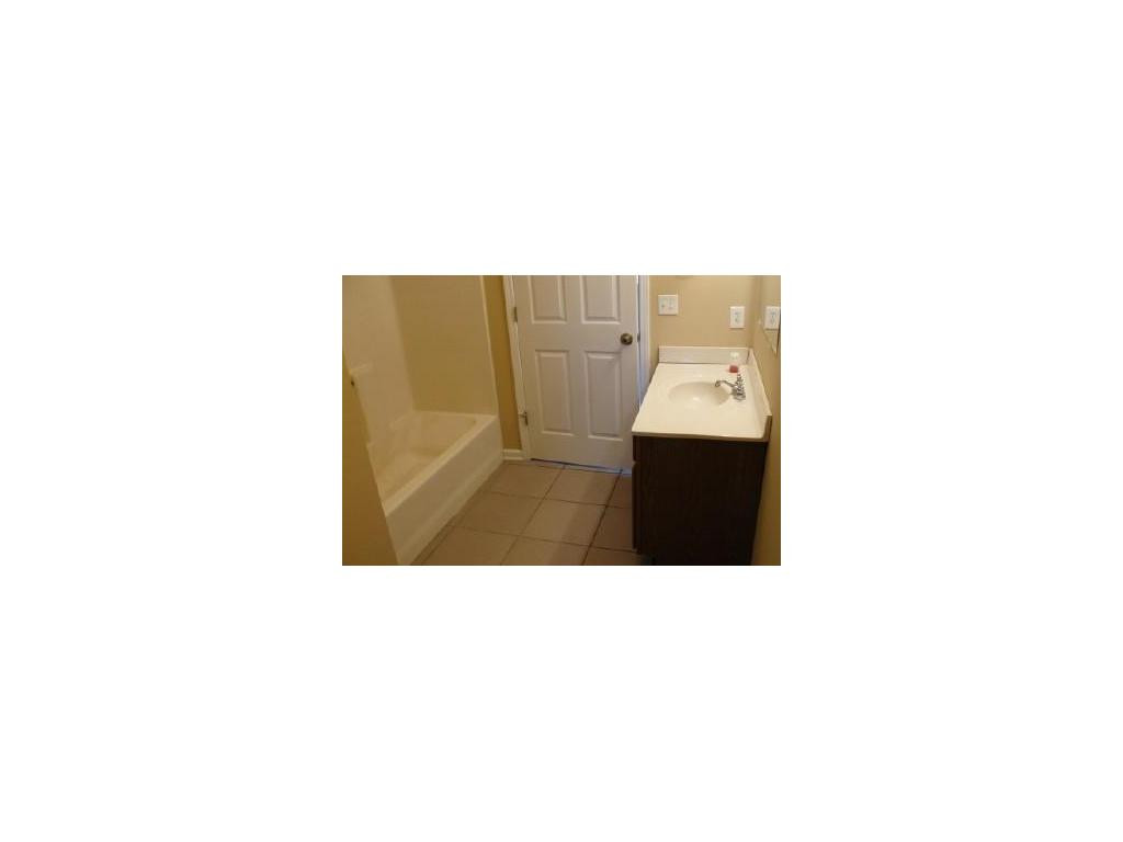 112 Good Road Fall Branch, TN 37656 - Photo 5 of 15 Hall Bath