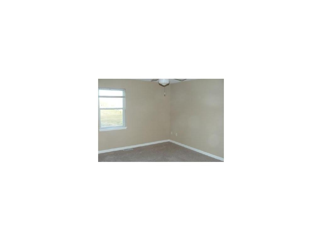 112 Good Road Fall Branch, TN 37656 - Photo 10 of 15 Master Bed