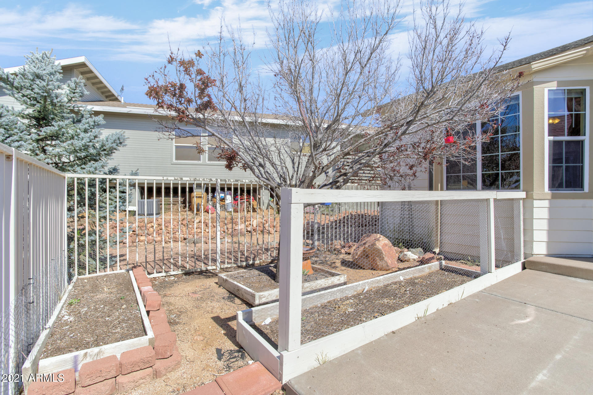 1021 West Rim View Road Payson, AZ 85541 - Photo 24 of 32 Gardens