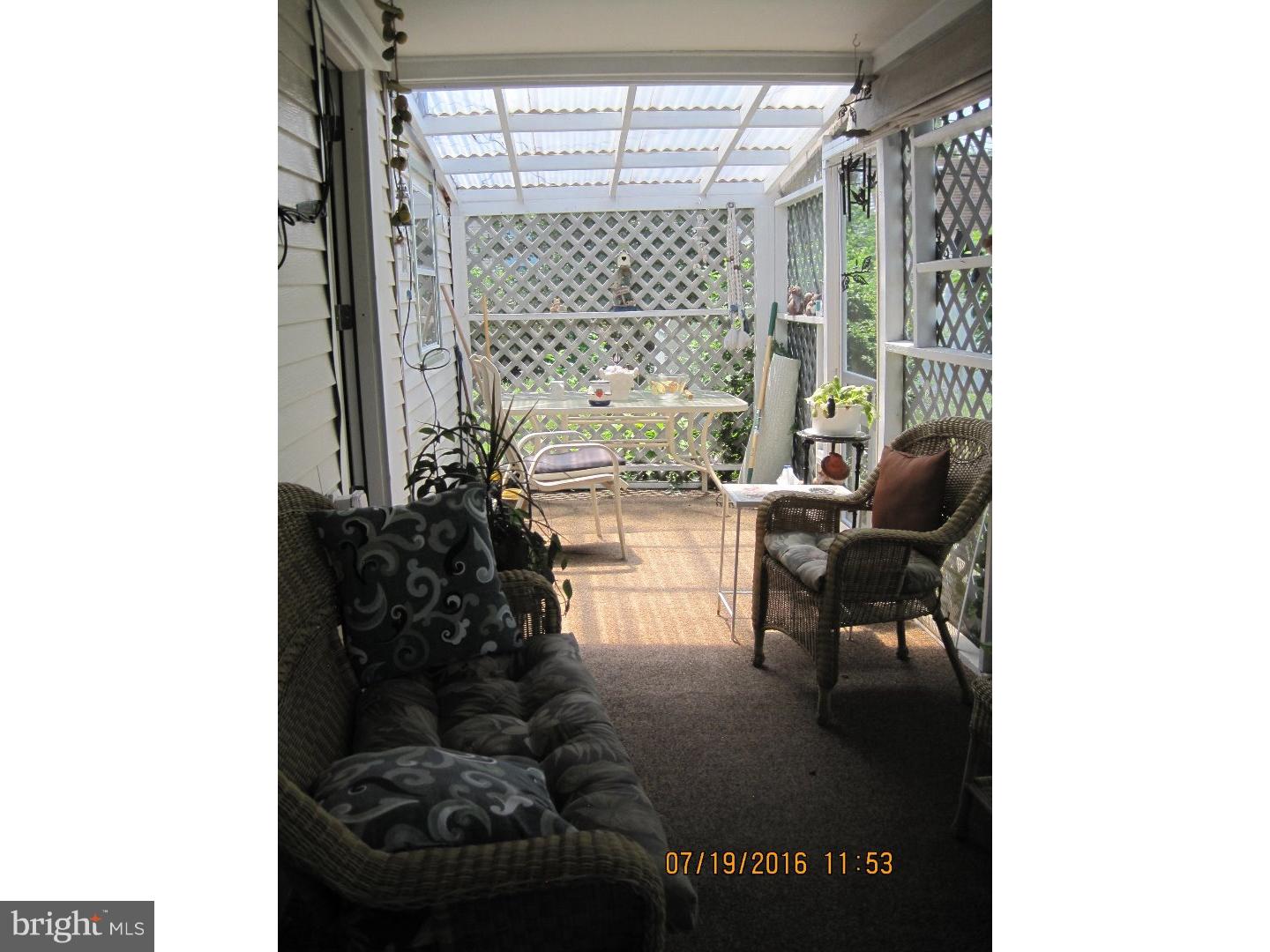 714 Hickory Road Secane, PA 19018 - Photo 16 of 20 Patio