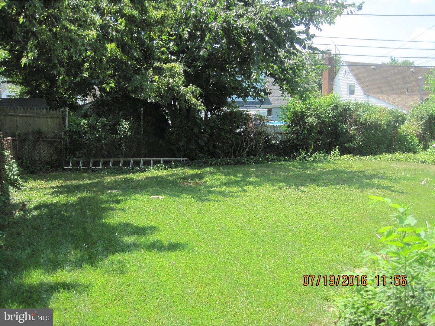 714 Hickory Road Secane, PA 19018 - Photo 18 of 20 Back Yard