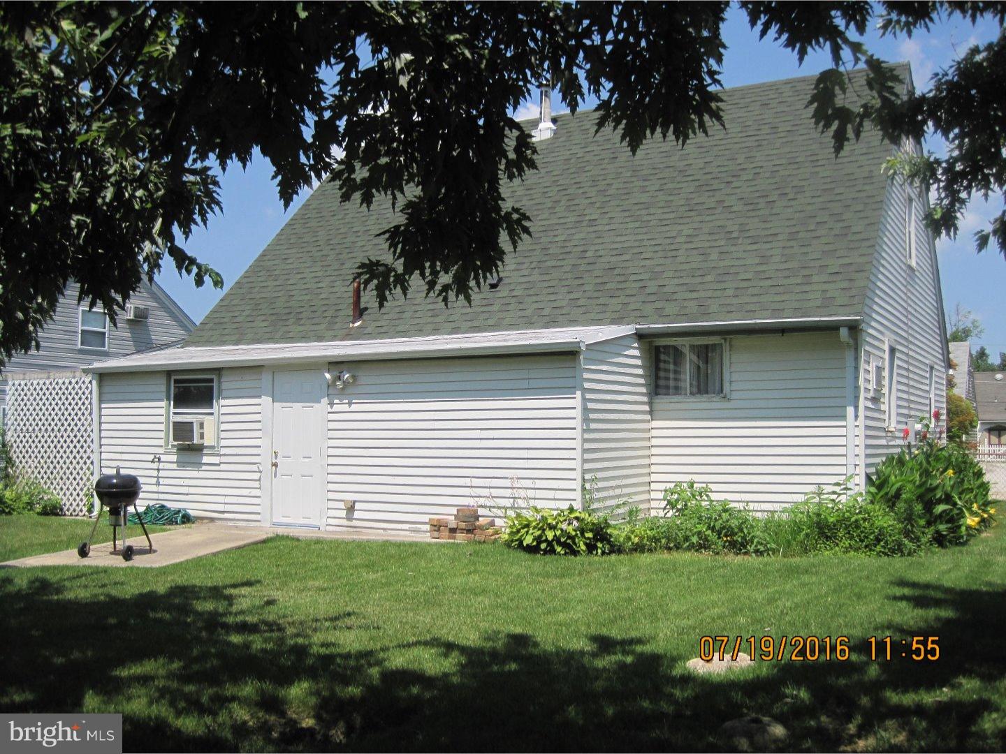 714 Hickory Road Secane, PA 19018 - Photo 4 of 20 Exterior Back