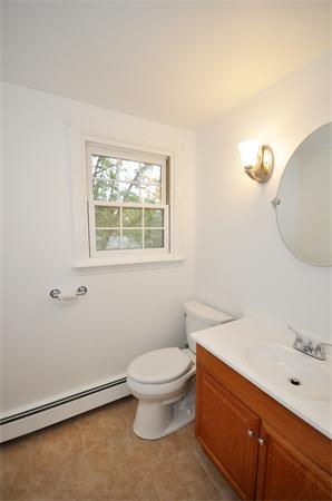 13 Rice Road Maynard, MA 01754 - Photo 12 of 18 Gallery Image 12