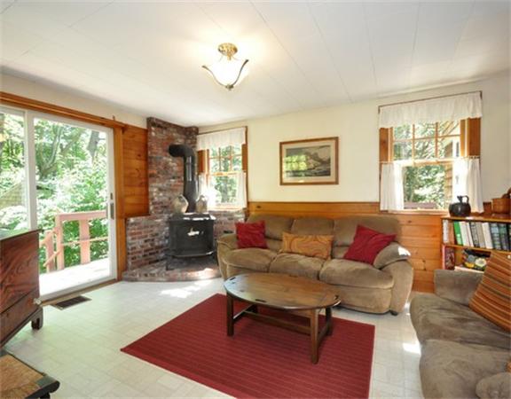 68 Concord Road Sudbury, MA 01776 - Photo 7 of 21 Gallery Image 7