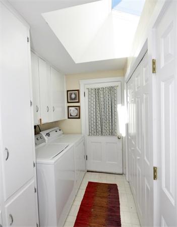 68 Concord Road Sudbury, MA 01776 - Photo 9 of 21 Gallery Image 9