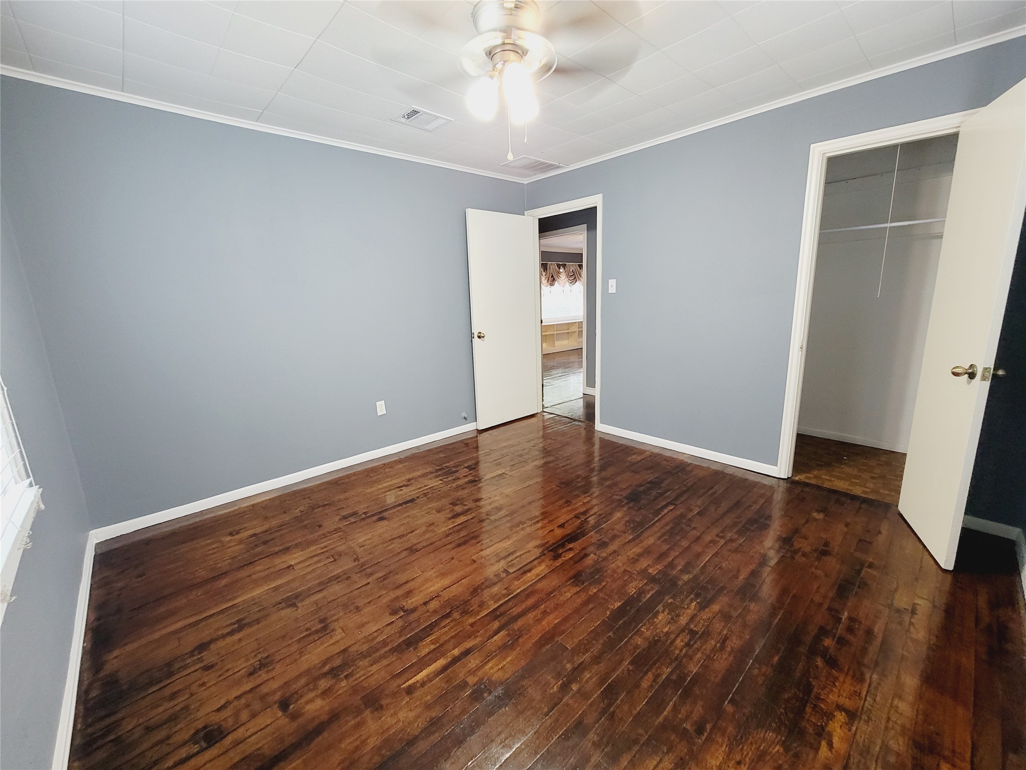 7535 Thurow Street Houston, TX 77087 - Photo 14 of 26 Bedroom 3