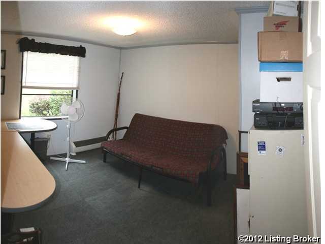 699 Lecompte Bottom Road Pleasureville, KY 40057 - Photo 17 of 23 3rd Spare Bedroom