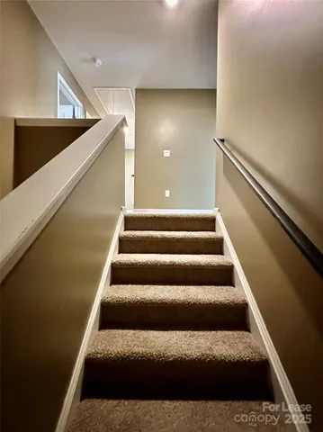 $2,375 | 1210 Leno Lane, Dallas, NC 28034