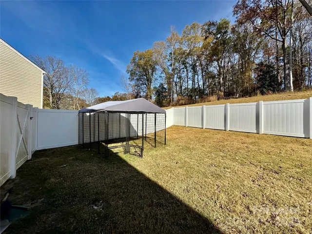 $2,375 | 1210 Leno Lane, Dallas, NC 28034