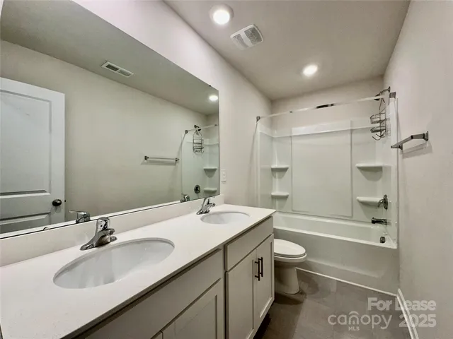 $2,375 | 1210 Leno Lane, Dallas, NC 28034