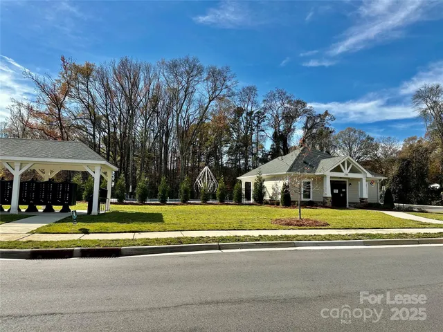 $2,375 | 1210 Leno Lane, Dallas, NC 28034