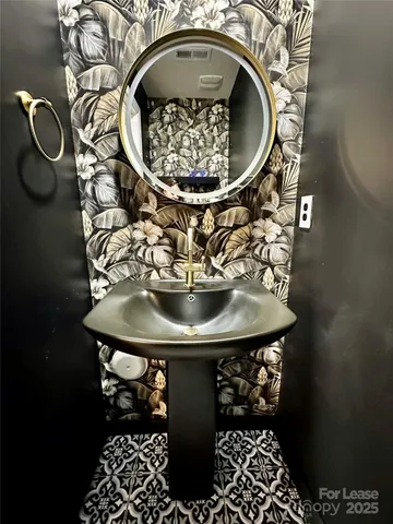 $2,375 | 1210 Leno Lane, Dallas, NC 28034