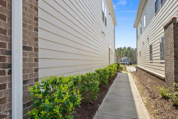 $379,000 | 182 Manordale Drive, Chapel Hill, NC 27517