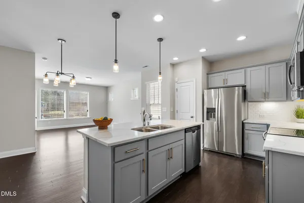 $379,000 | 182 Manordale Drive, Chapel Hill, NC 27517