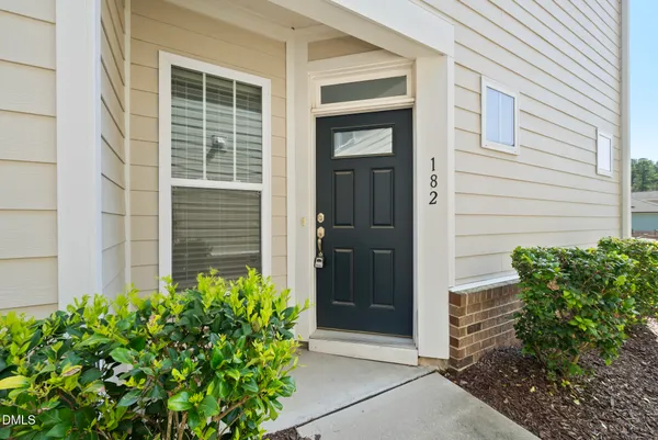 $379,000 | 182 Manordale Drive, Chapel Hill, NC 27517