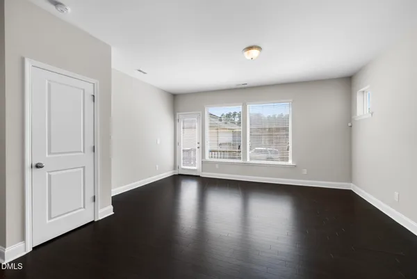 $379,000 | 182 Manordale Drive, Chapel Hill, NC 27517