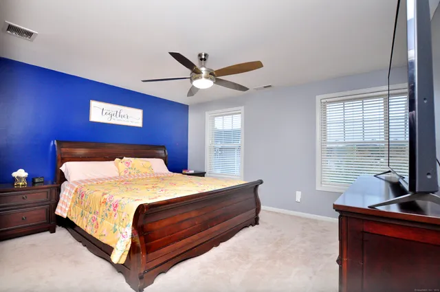 $3,250 | 54 Cambridge Court, Unit 54, Simsbury, CT 06070