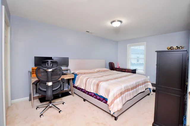 $3,250 | 54 Cambridge Court, Unit 54, Simsbury, CT 06070