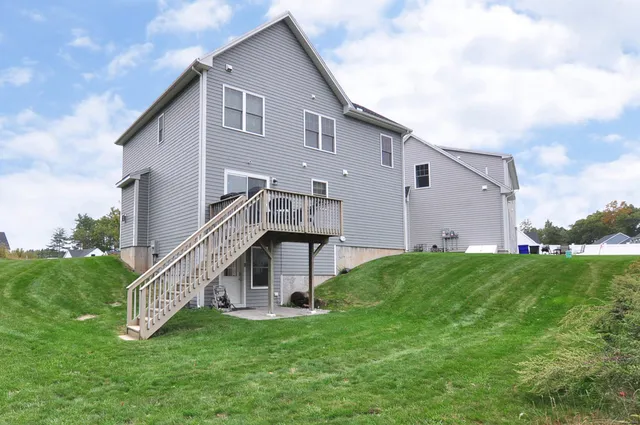 $3,250 | 54 Cambridge Court, Unit 54, Simsbury, CT 06070