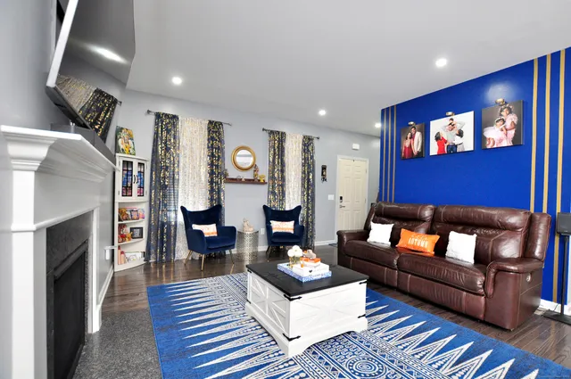 $3,250 | 54 Cambridge Court, Unit 54, Simsbury, CT 06070