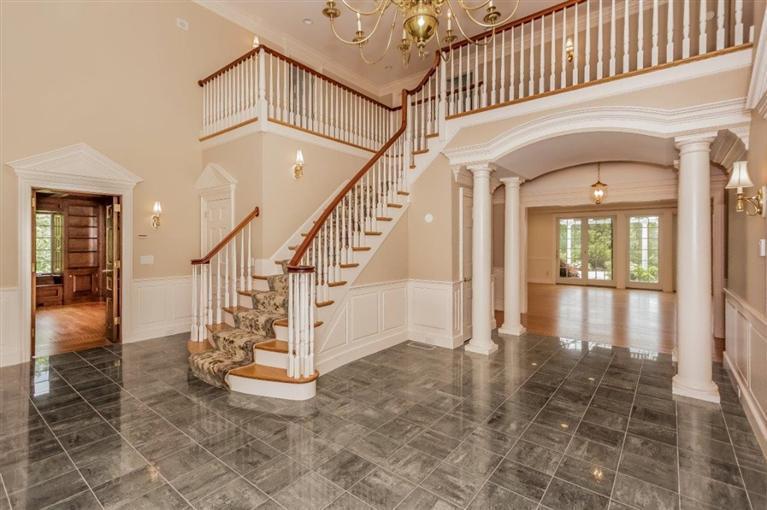 85 Seapuit Road Osterville, MA 02655 - Photo 10 of 22 a view of entryway and hall with wooden floor