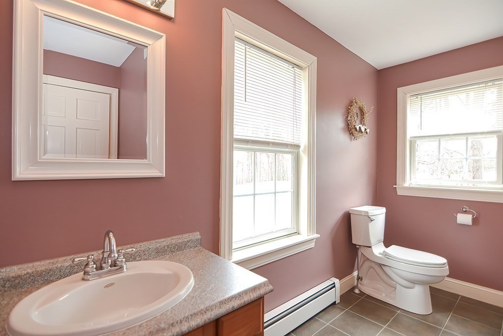 283 Oakham Road Barre, MA 01005 - Photo 15 of 40