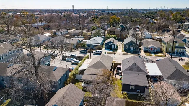 $1,900 | 5319 Bell Street, Houston, TX 77023