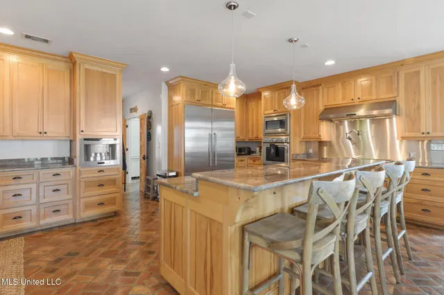 $2,400,000 | 106 Ashwood Drive, Pass Christian, MS 39571