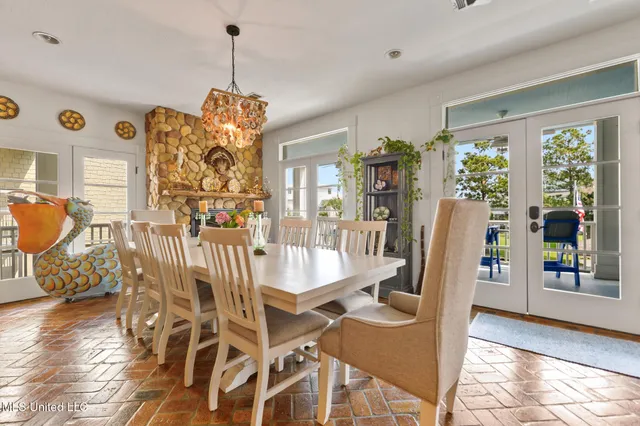 $2,400,000 | 106 Ashwood Drive, Pass Christian, MS 39571