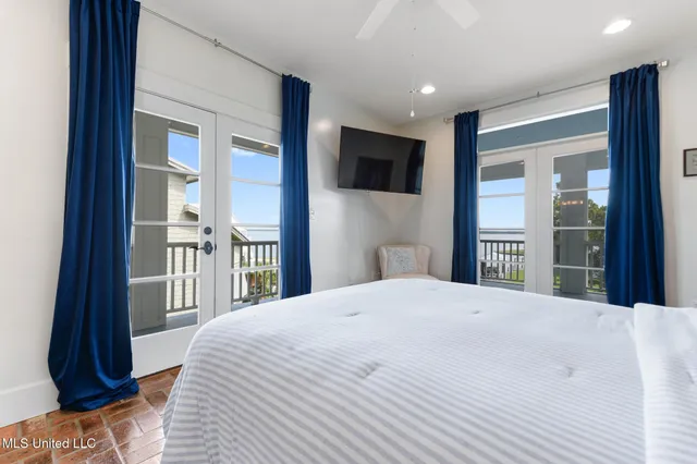 $2,400,000 | 106 Ashwood Drive, Pass Christian, MS 39571