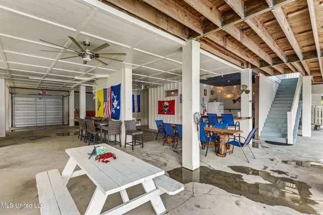 $2,400,000 | 106 Ashwood Drive, Pass Christian, MS 39571