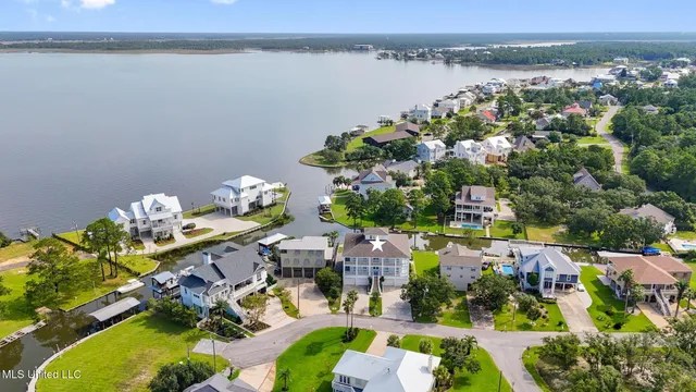 $2,400,000 | 106 Ashwood Drive, Pass Christian, MS 39571