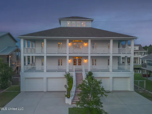 $2,400,000 | 106 Ashwood Drive, Pass Christian, MS 39571