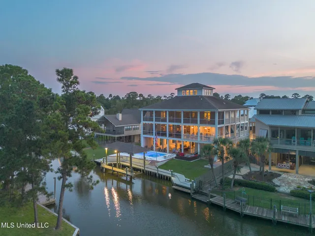 $2,400,000 | 106 Ashwood Drive, Pass Christian, MS 39571