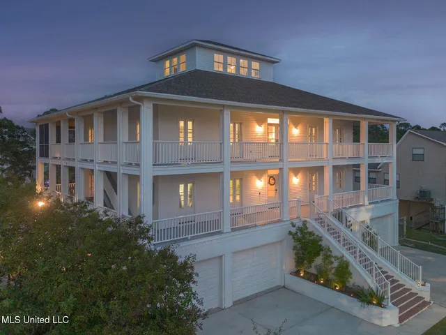 $2,400,000 | 106 Ashwood Drive, Pass Christian, MS 39571