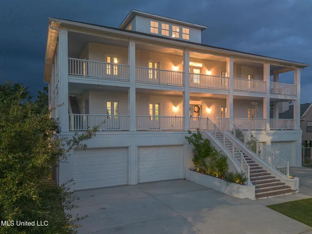 $2,400,000 | 106 Ashwood Drive, Pass Christian, MS 39571