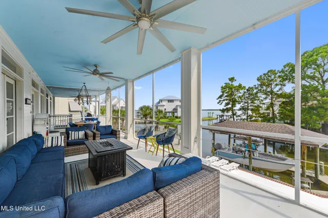 $2,400,000 | 106 Ashwood Drive, Pass Christian, MS 39571