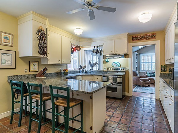 9 Carver Road Newton, MA 02461 - Photo 2 of 20