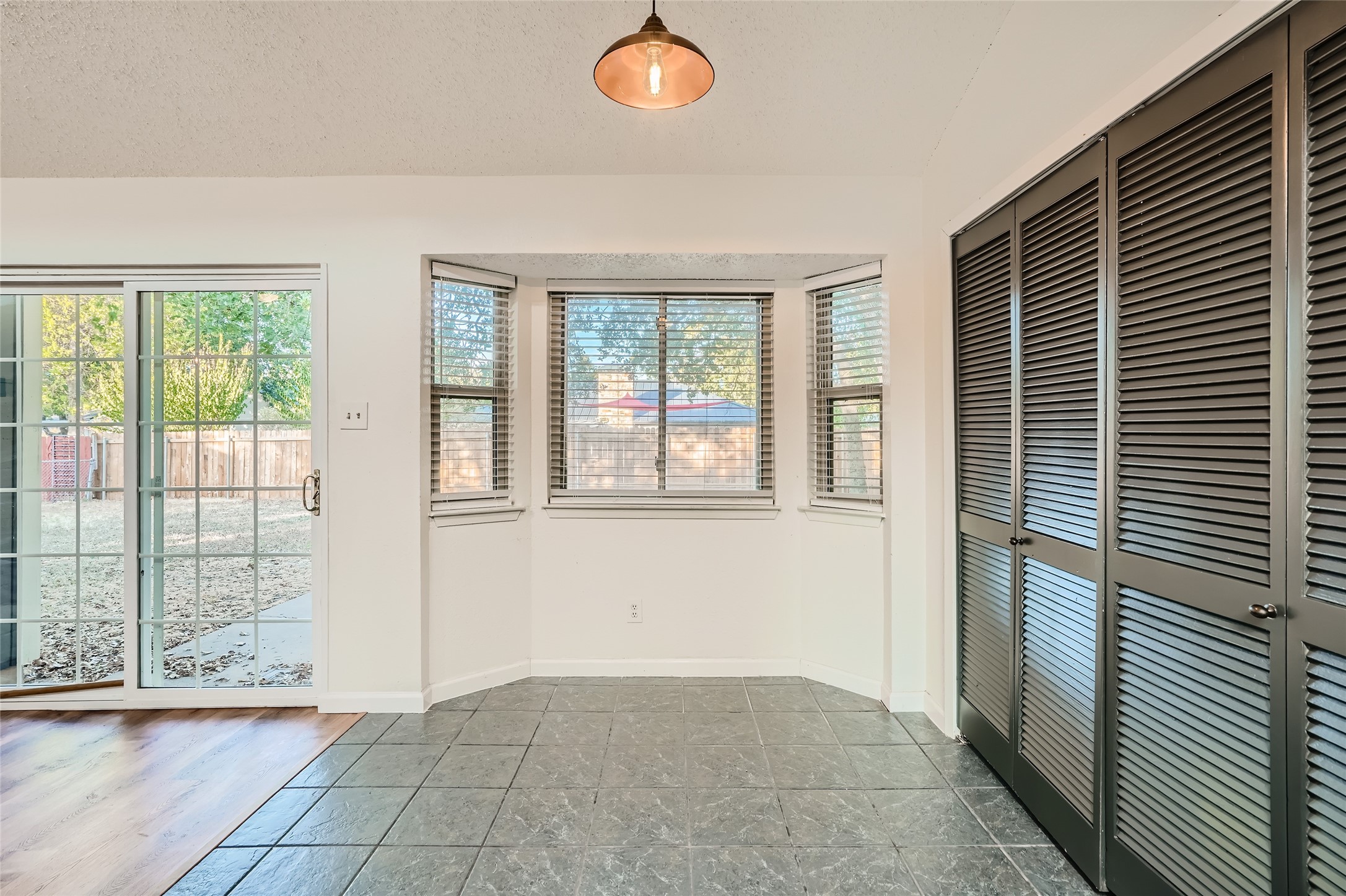 3305 Broken Spoke Trail Georgetown, TX 78628 - Photo 4 of 11