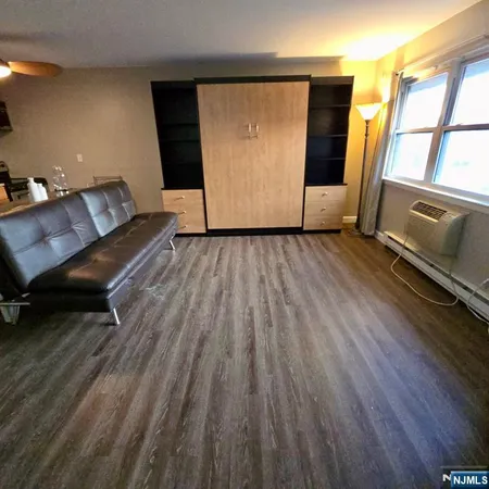 $99,900 | 199 Bergen Turnpike, Unit 3D, Ridgefield Park, NJ 07660